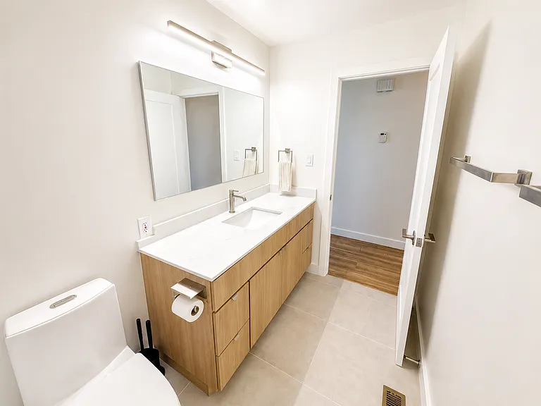 2216 Santa Clara Ave #A — Photo 8