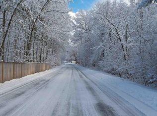 Olde Country Village, Londonderry, NH 03053