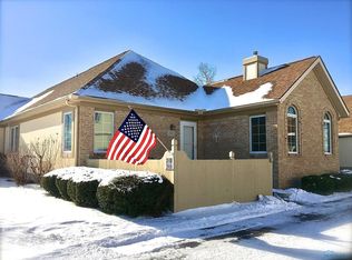621 Turnbury Ln, Perrysburg, OH 43551