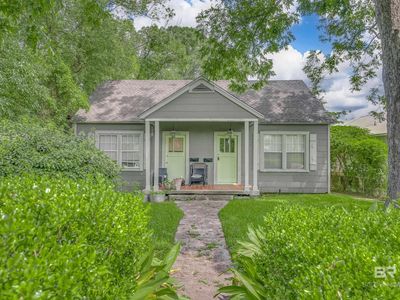 1852 Old Shell Rd, Mobile, AL, 36607