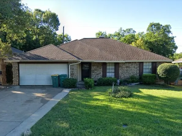 651 Brookside Dr, Cedar Hill, TX 75104