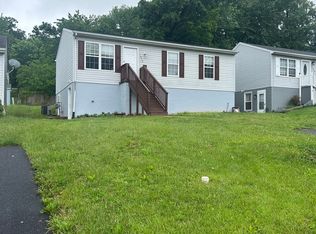 1512 D St, Waynesboro, VA 22980