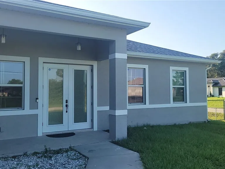 653 Foxchase Dr — Photo 4