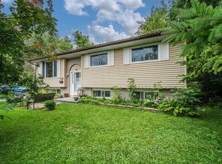 170 Camden Rd, Greater Napanee, ON K7R1E2