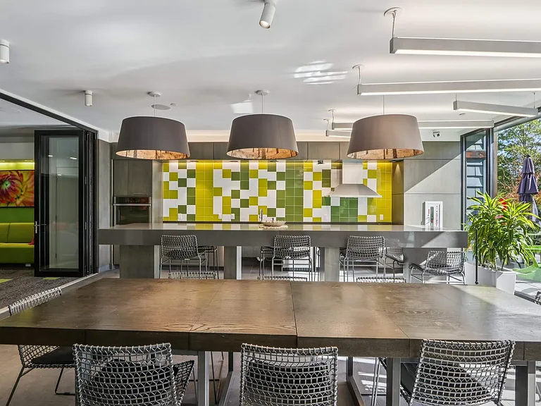 Park77 Apartments — Photo 103