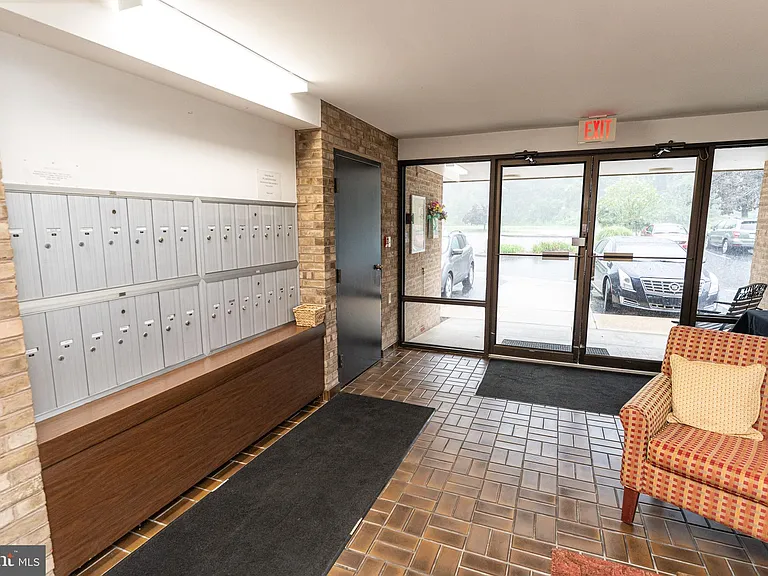 227 Canal Park Dr #206 — Photo 4