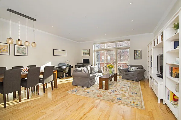 Sold by Space Marketing Shop | media 12