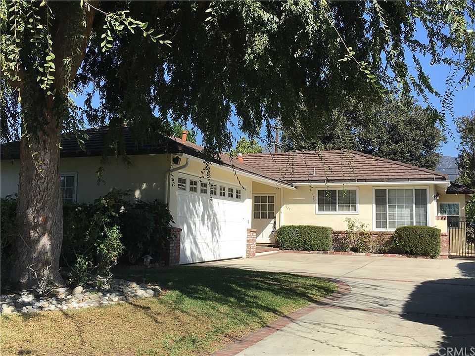 1st image of 917 Palo Alto Dr