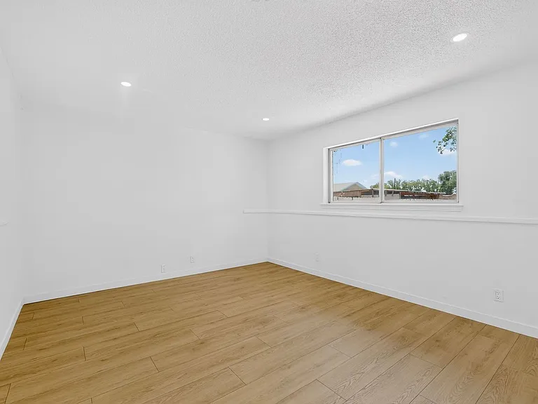 824 Ortega Rd NW — Photo 17