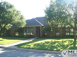 6416 Meadows West Dr, Fort Worth, TX 76132