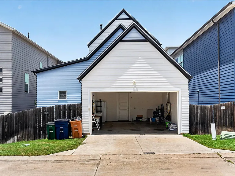 6105 Florencia Ln — Photo 21