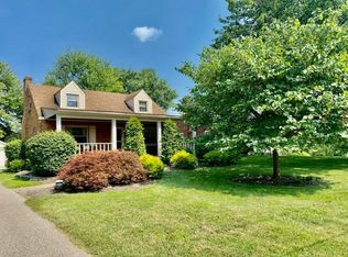 5282 Belclare Rd, Cincinnati, OH 45247