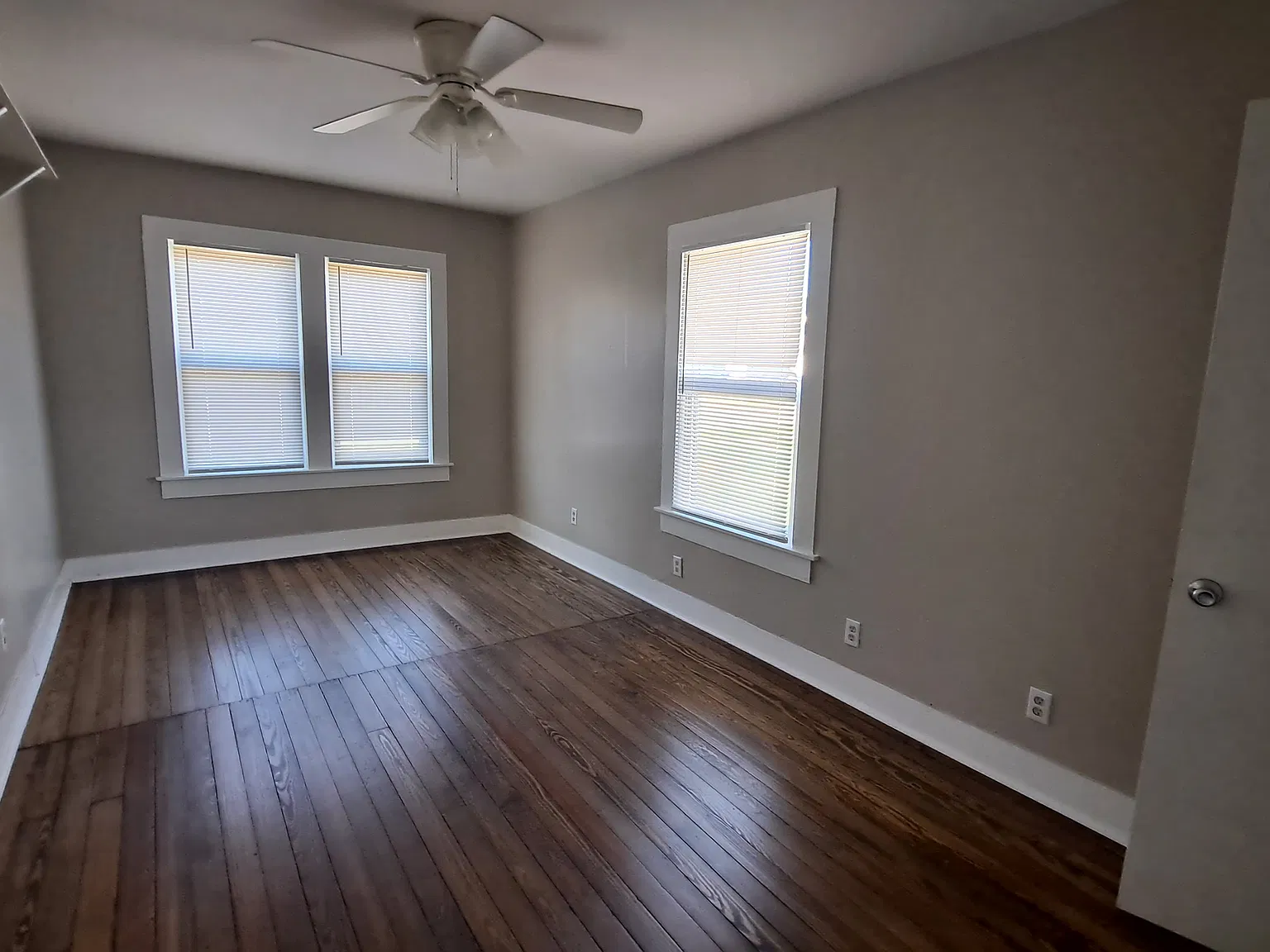 2 bed, 1279 sqft, $1,000 — Photo 3