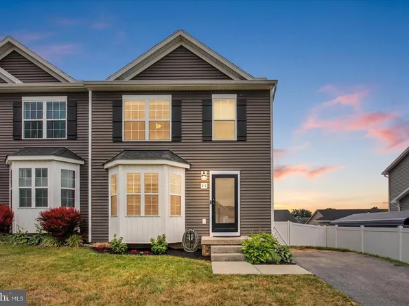 21 Star Dr, Hanover, PA 17331