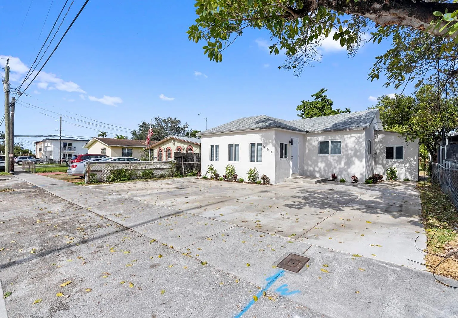 2 bed, 2.0 bath, 750 sqft, $2,200 — Photo 1