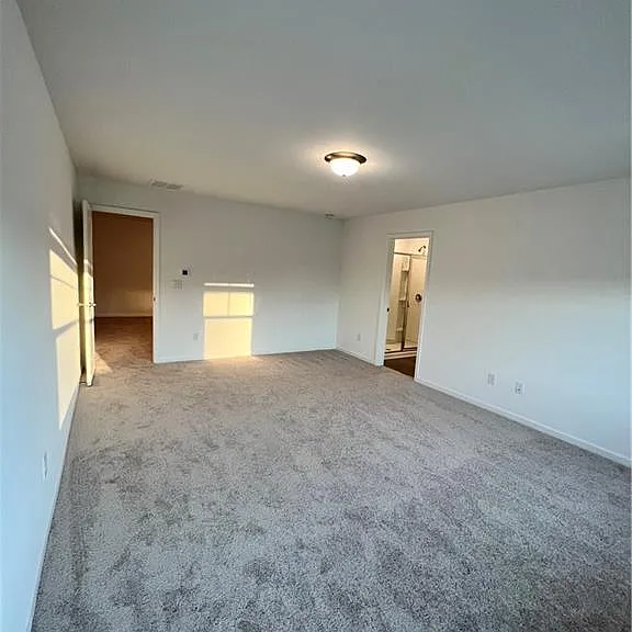 6075 Handley Dr — Photo 17