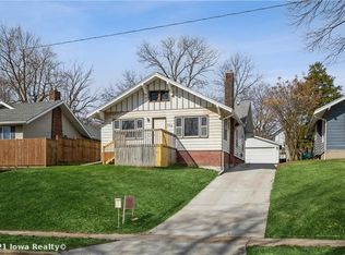 668 35th St, Des Moines, IA 50312