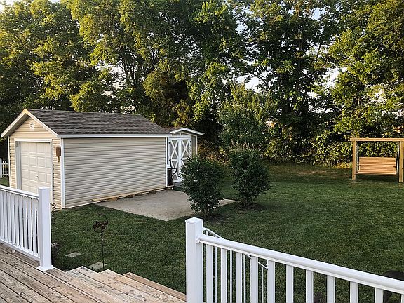 Back yard- extra sgl. Garage