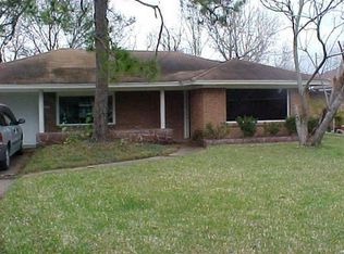 4018 McDermed Dr, Houston, TX 77025