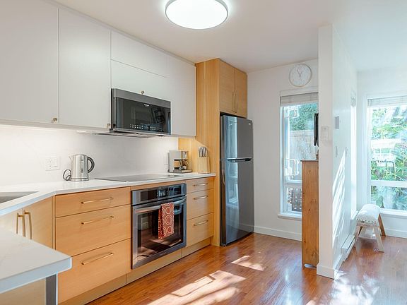 5th image of 116 Queens Rd #202