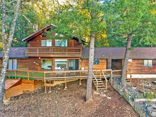 1801 Davis Creek Rd, Selma, OR 97538