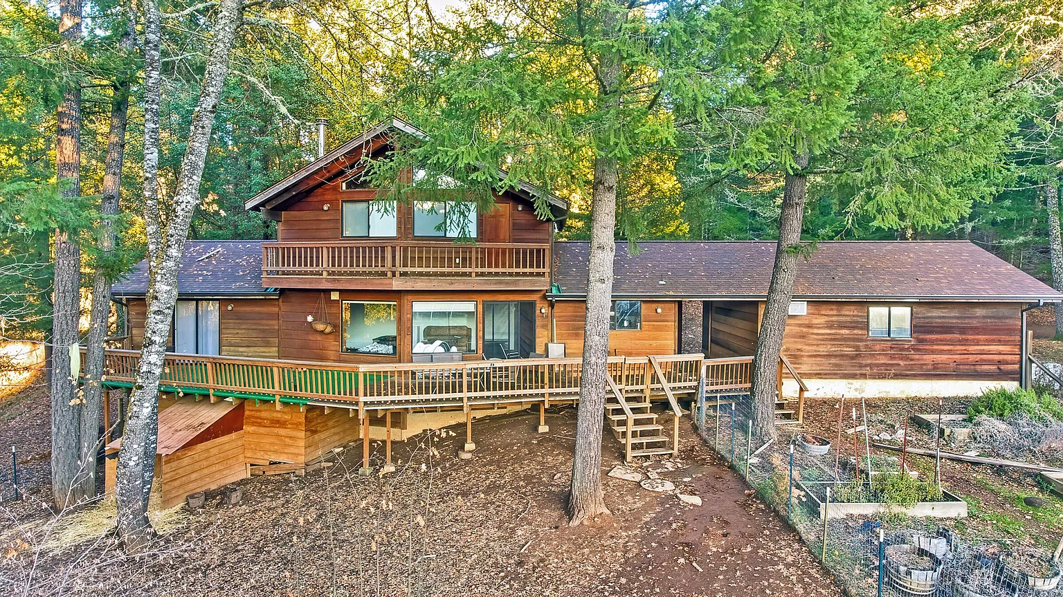 1801 Davis Creek Rd photo 1