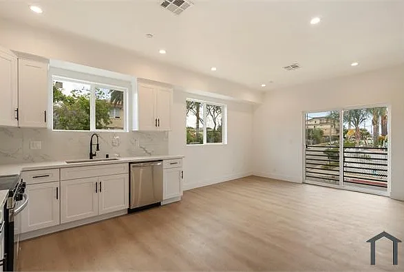 2843 Folsom St #1 — Photo 37