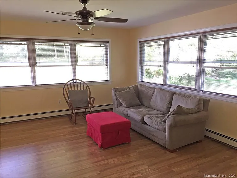 746 Lincoln Ave — Photo 15