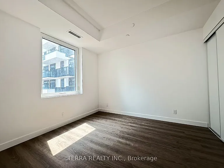 1050 Eastern Ave #626 — Photo 3