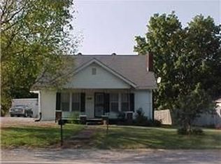 926 Cumberland Dr, Clarksville, TN 37040