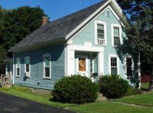 337 Sias Ave, Newport, VT 05855