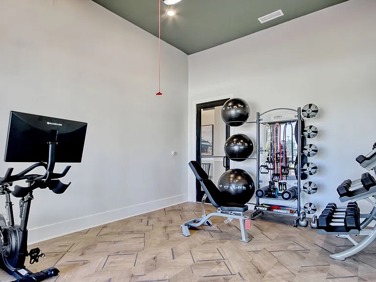 Landing at Coventry — Photo 18