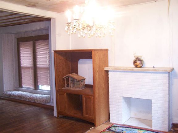 5th image of 120 SW 5th St