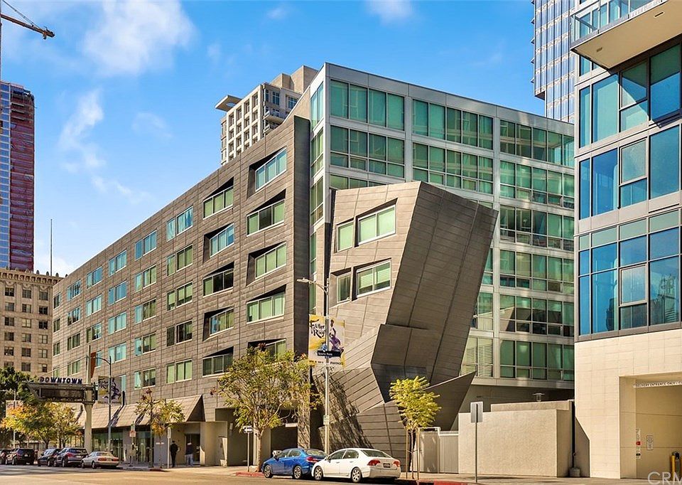 1st image of 901 S Flower St Unit 600