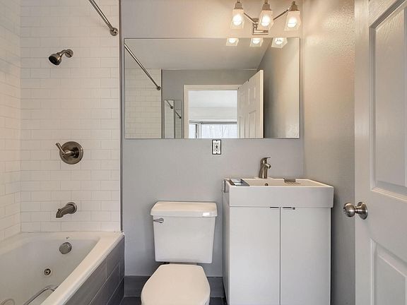 Bathroom with Tub and Tile surround