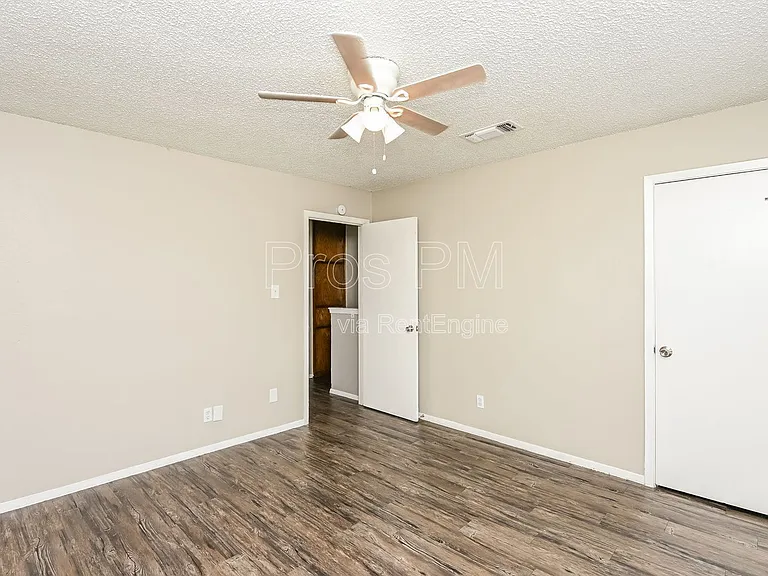 3807 Coates Cir #3805 — Photo 12