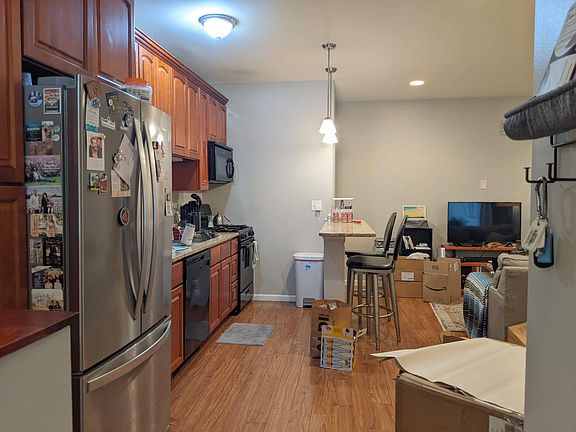 3rd image of 1715 S Jefferson St #1F