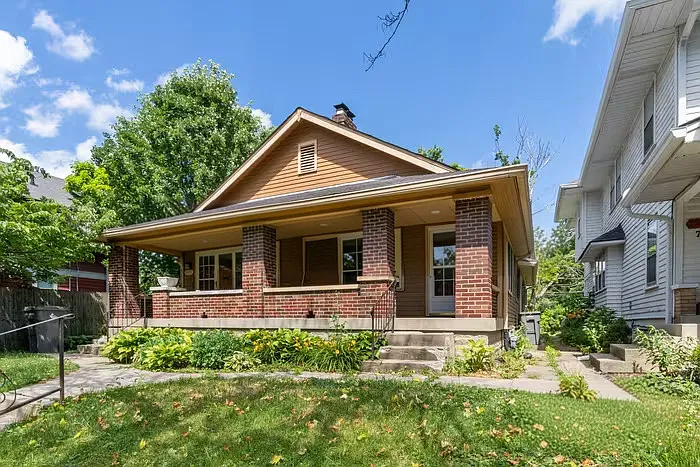 77 N Layman Ave #77