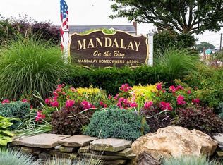 2881 Mandalay Beach Rd, Wantagh, NY 11793