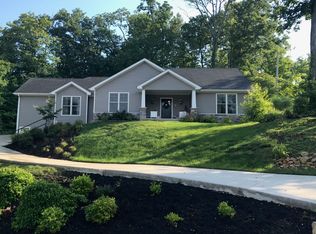 27 Ridge Dr, Chillicothe, OH
