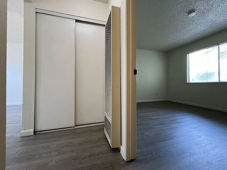 2440 Cochran Rd — Photo 14