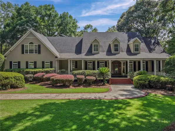 3580 Lakefront Dr, Mobile, AL 36695