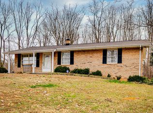 111 Brandon Ln, Jonesborough, TN 37659