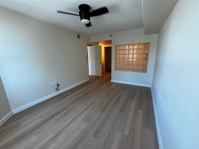 801 S King St #1508 — Photo 10