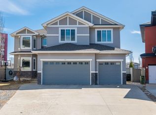 731 57th St SW, Edmonton, AB T6X 0G6