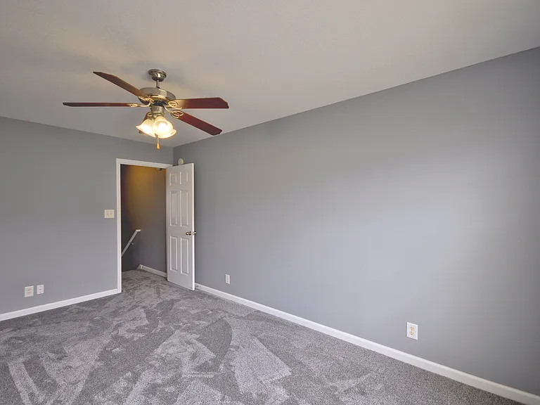 70 John Sevier Ave — Photo 23