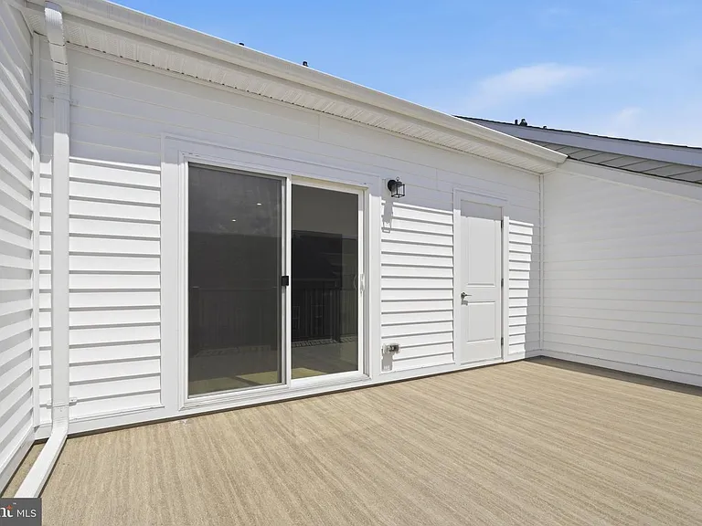 42200 Shining Star — Photo 20