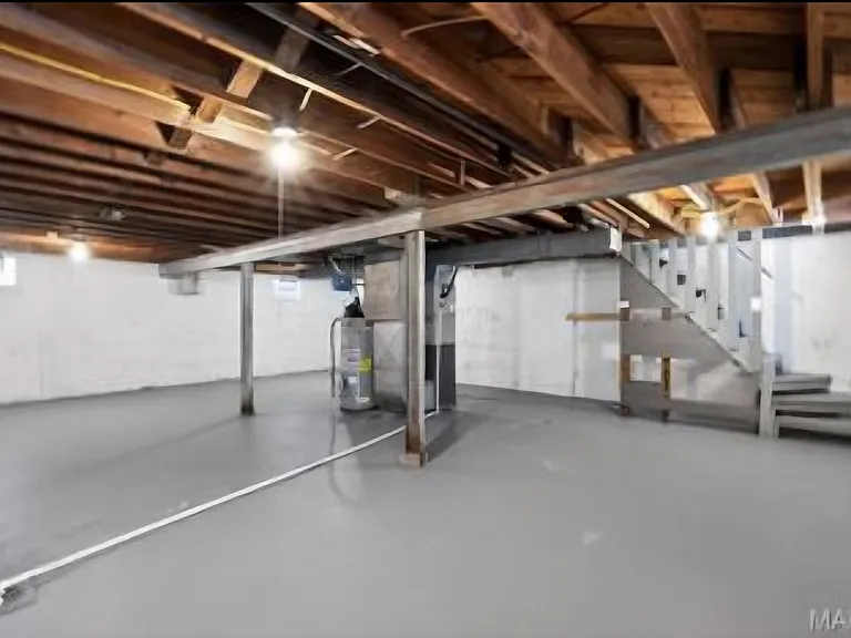 405 Estelle Ave — Photo 23