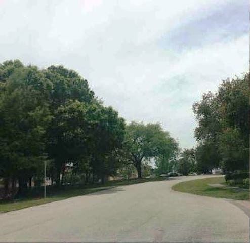 2nd image of 7457 Somerset Shores Ct