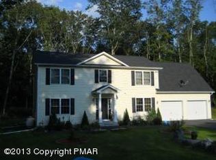 6140 Neola Rd, Stroudsburg, PA 18360